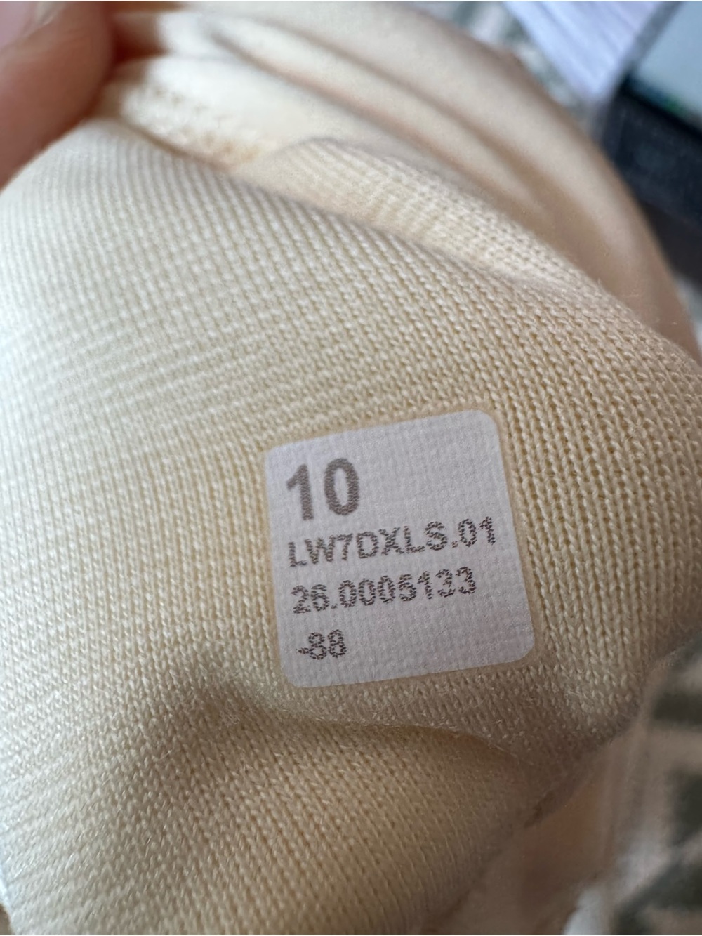 lululemon athletica Align 6” - Buttercream - Picture 4 of 4